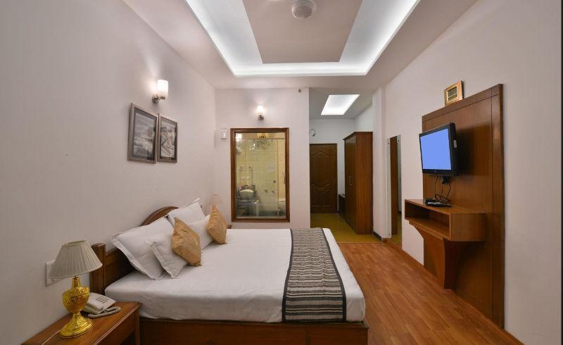 Modi Hotel & Resorts Pinjaur Bagian luar foto